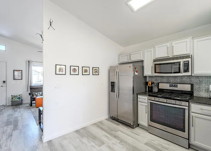 Silverbell Oasis - 2bd 1ba Close To Gem Show & Downtown Ferienhaus Tucson