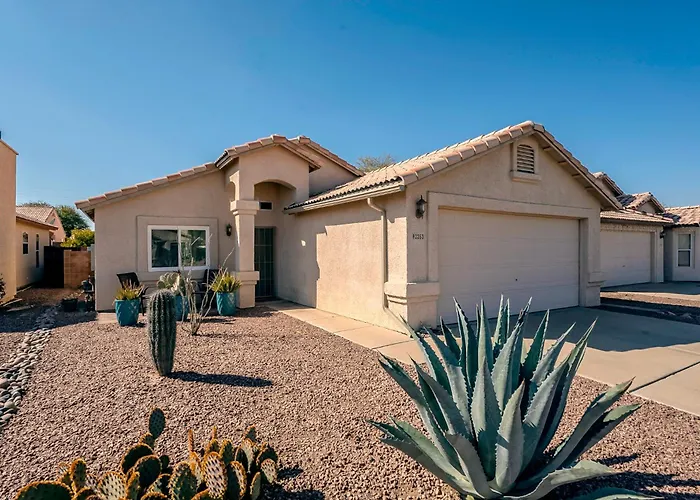 Silverbell Oasis - 2bd 1ba Close To Gem Show & Downtown